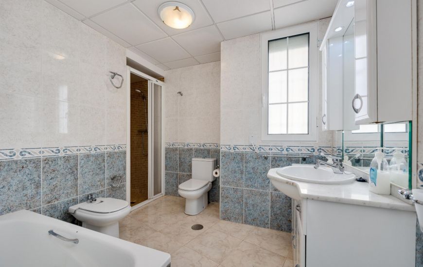 Venta - Apartamento - Torrevieja