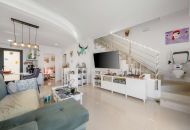 Sale - Villa - Villamartin