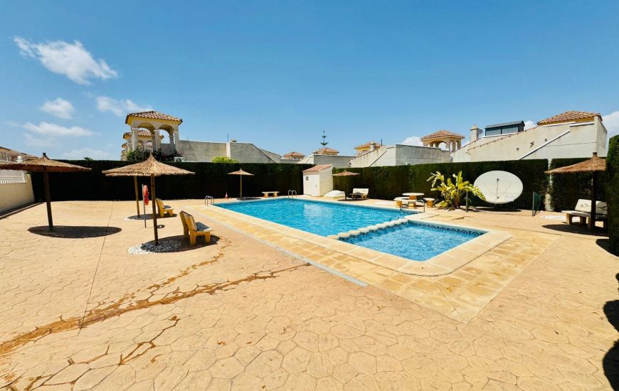 Sale - Villa - Rojales