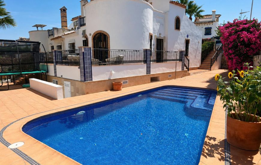 Venta - Villa - Algorfa