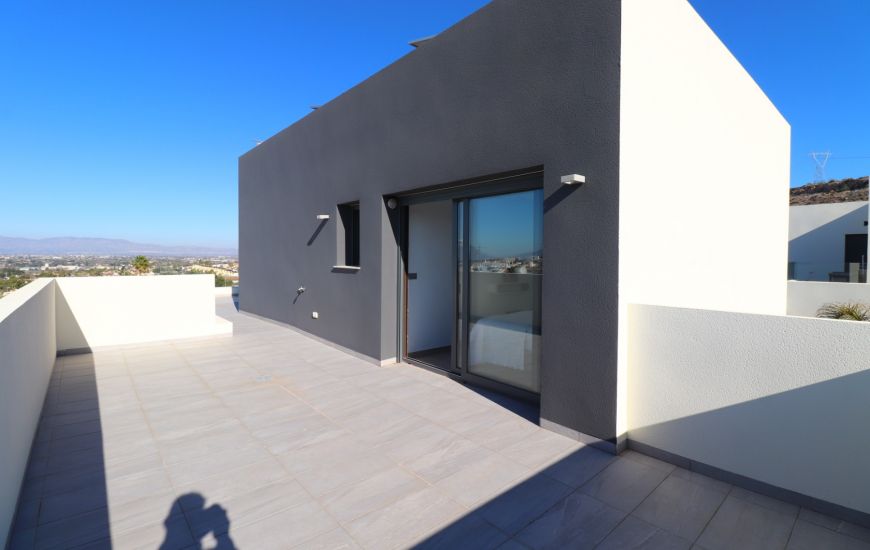 Sale - Villa - Benimar