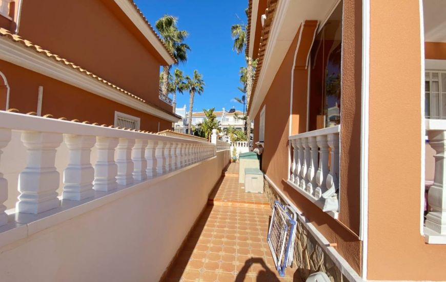 Sale - Half Vrijstaand Huis - Ciudad Quesada