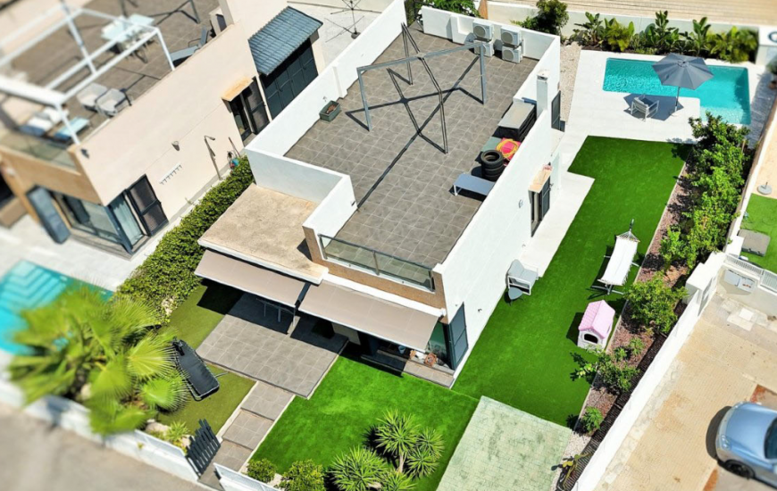 Sale - Villa - La Zenia