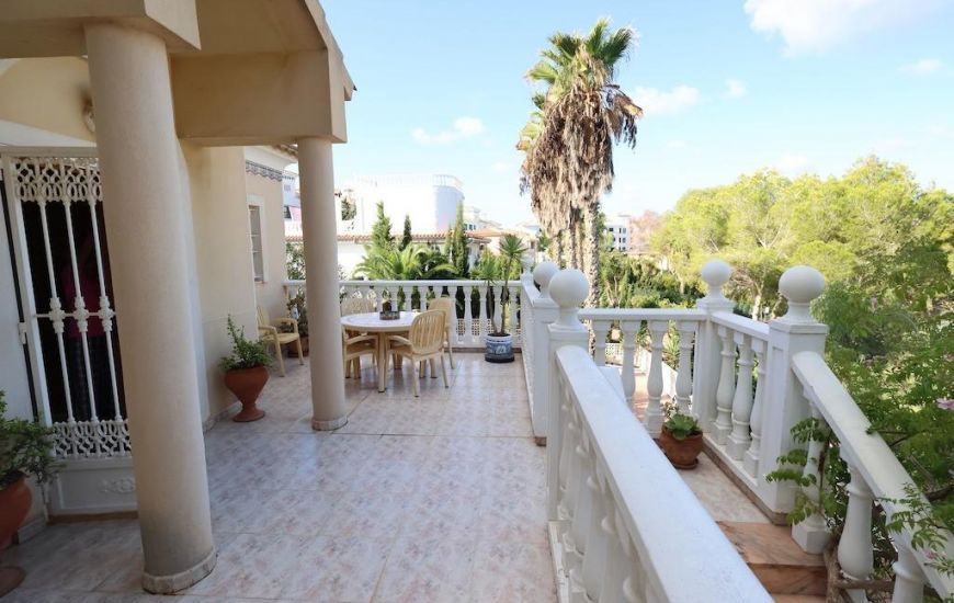 Sale - Villa - Orihuela Costa
