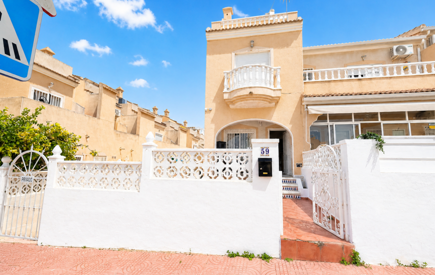 Sale - Half Vrijstaand Huis - Ciudad Quesada