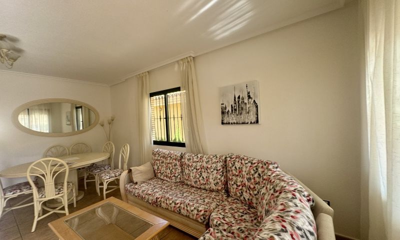 Sale - Villa - Villamartin