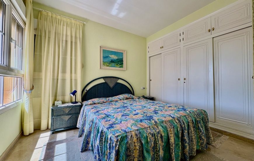 Sale - Villa - Villamartin