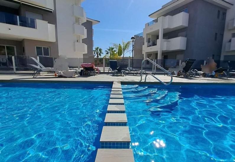 Sale - Apartments - Villamartin