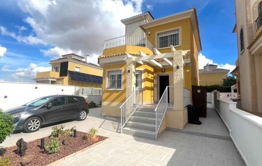 Sale - Villa - Lo Crispin