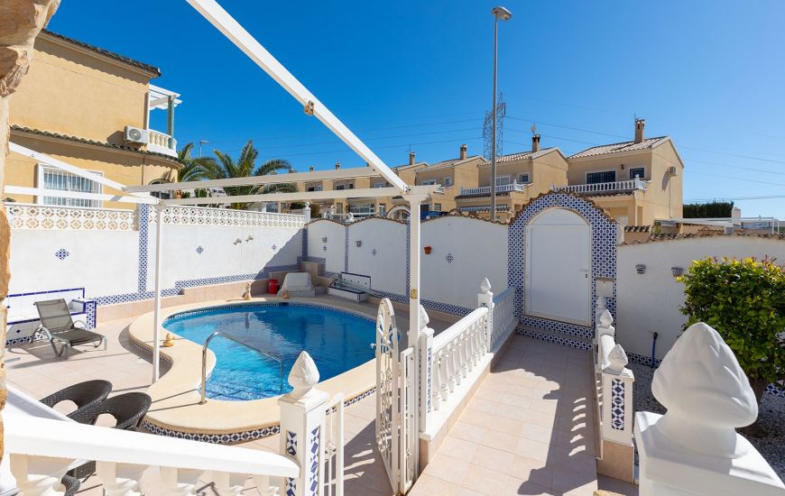 Sale - Villa - Benijófar - 