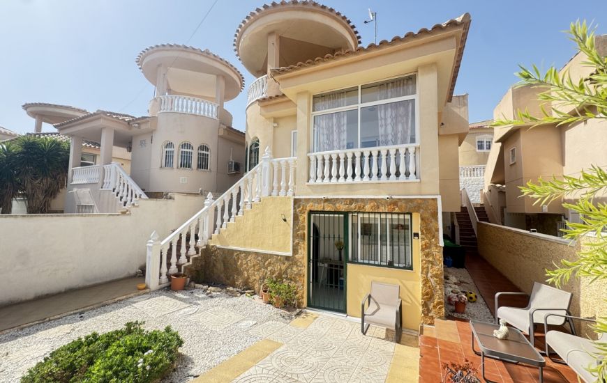 Venta - Villa - Villamartin