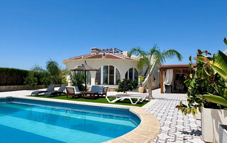 Venta - Villa / Detached - Ciudad Quesada