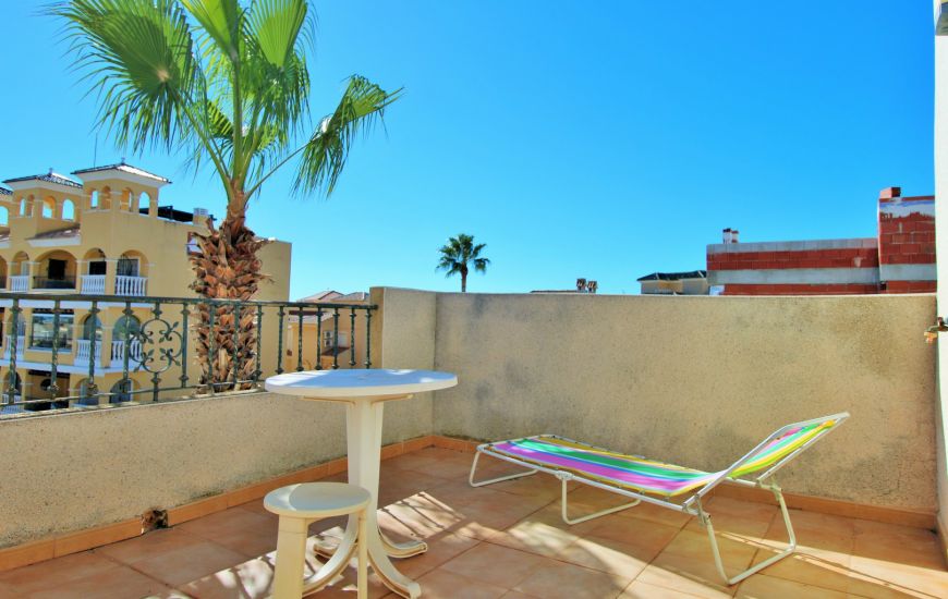 Sale - Rijtjeshuis - Villamartin