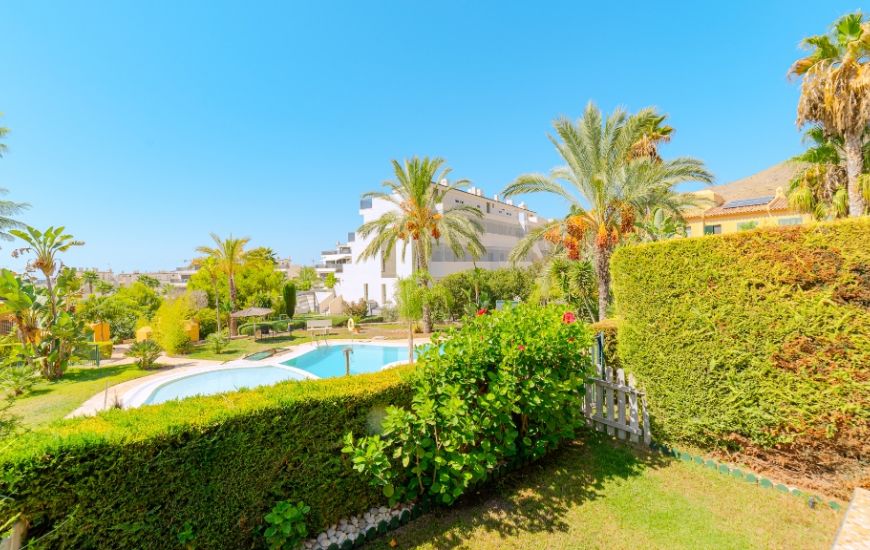 Sale - Adosado - Benidorm