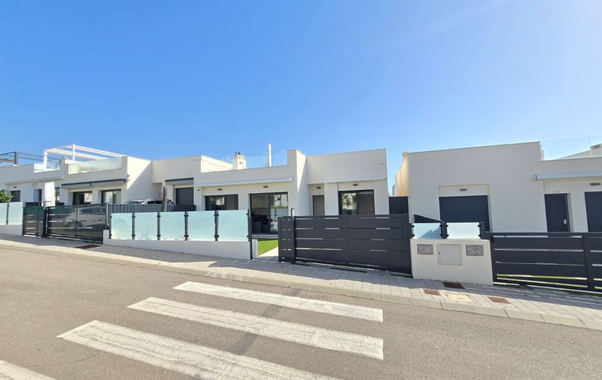 Sale - Villa - Pilar de la Horadada