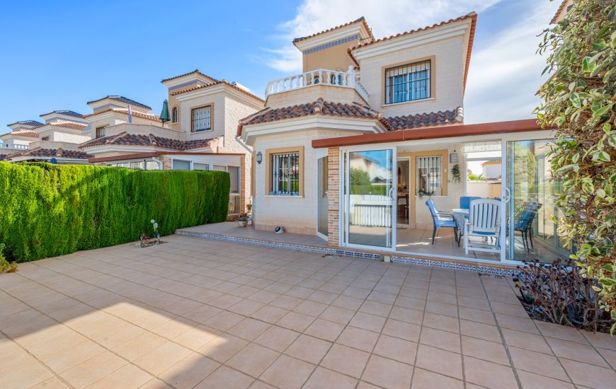 Venta - Villa - Guardamar del Segura