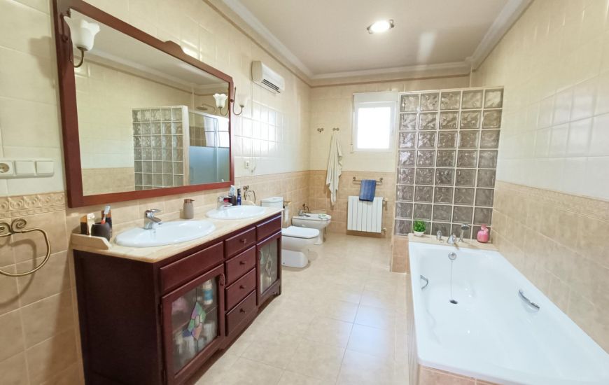 Sale - Villa - Hondon de los Frailes