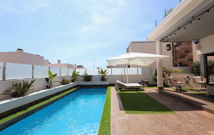 Sale - Villa - Orihuela Costa