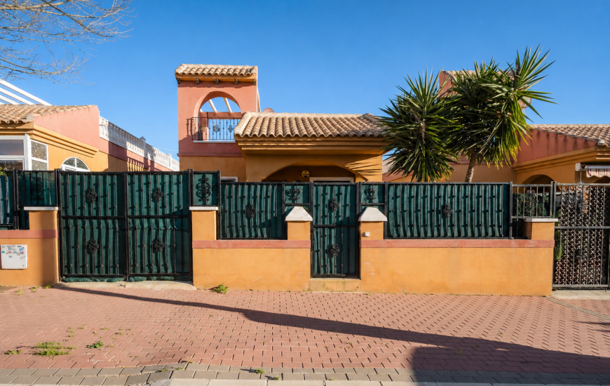 Sale - Villa - Torrevieja