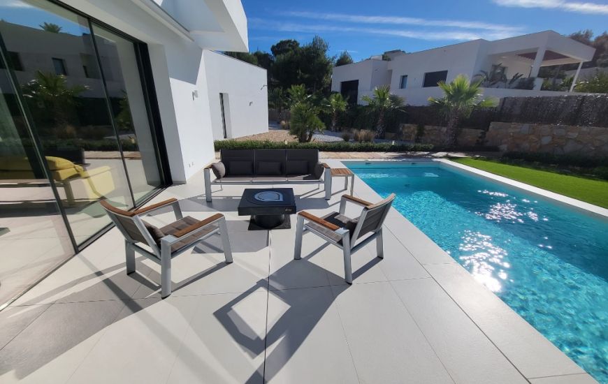 Sale - Villa - Las Colinas