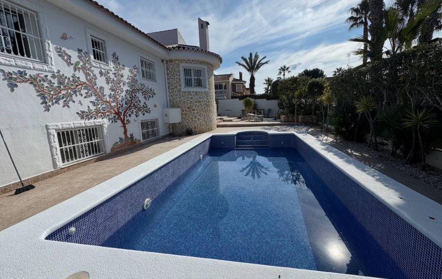 Sale - Villa - Benijófar - 