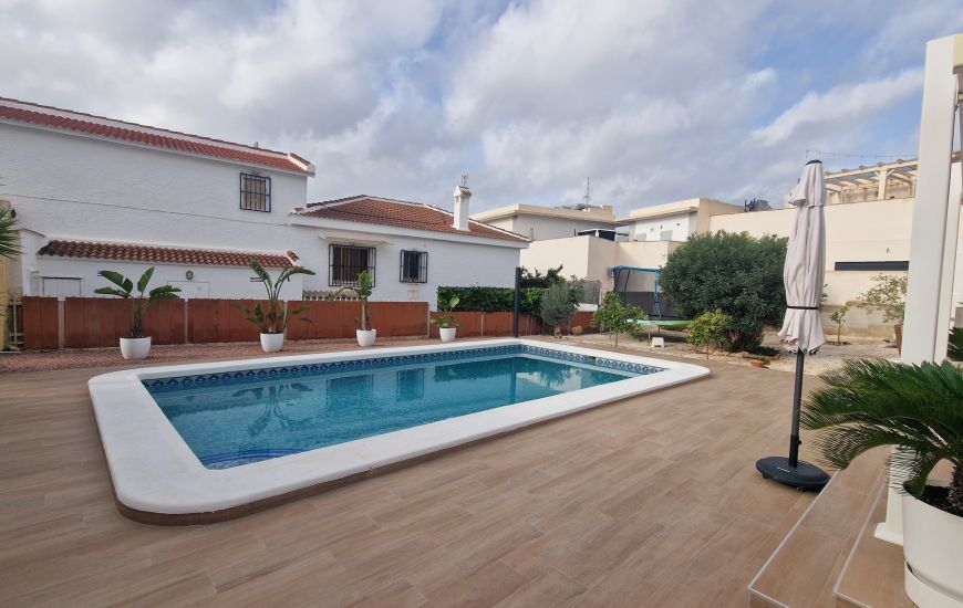 Sale - Villa - Ciudad Quesada