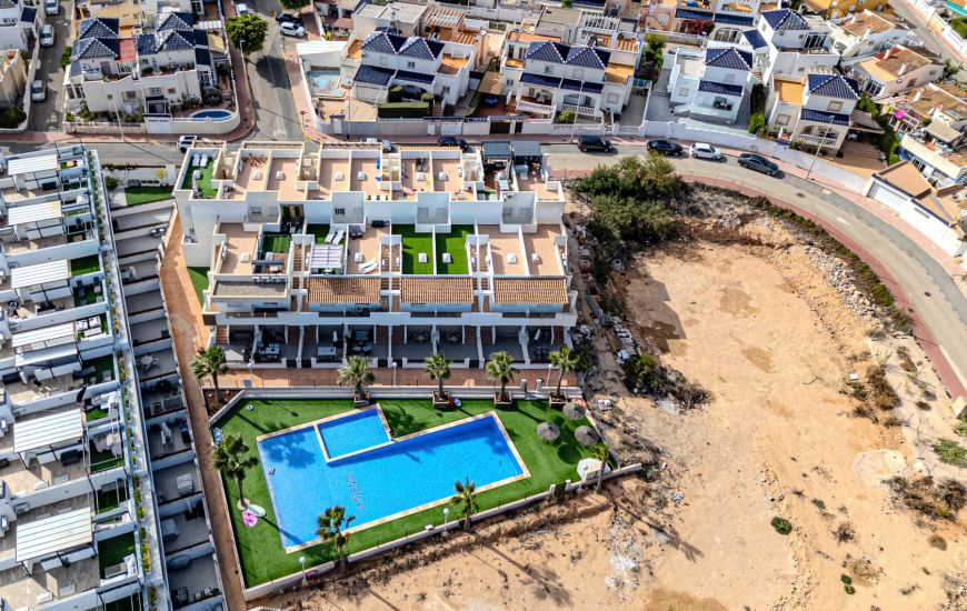 Sale - Rijtjeshuis - Los Balcones