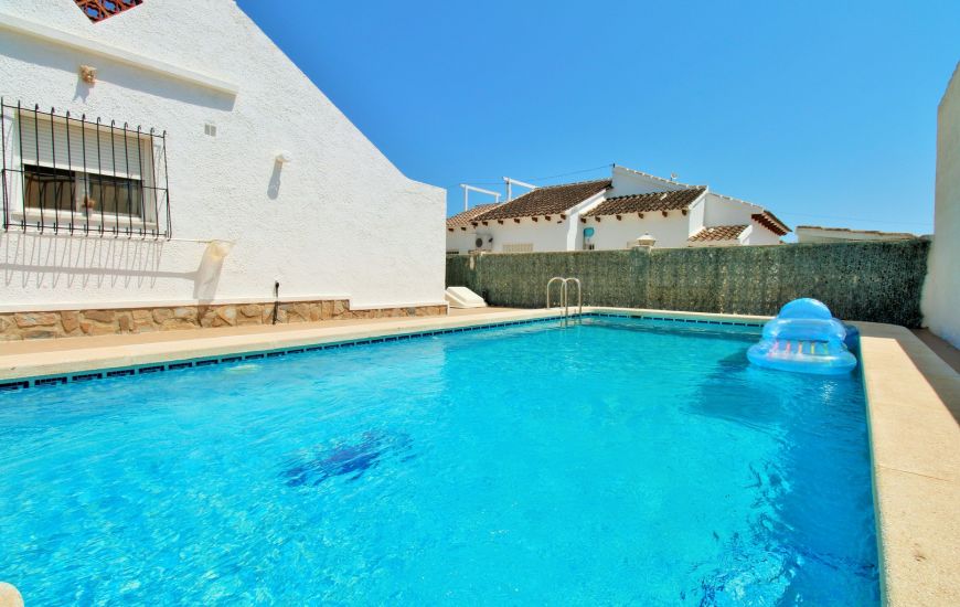 Sale - Villa - Villamartin