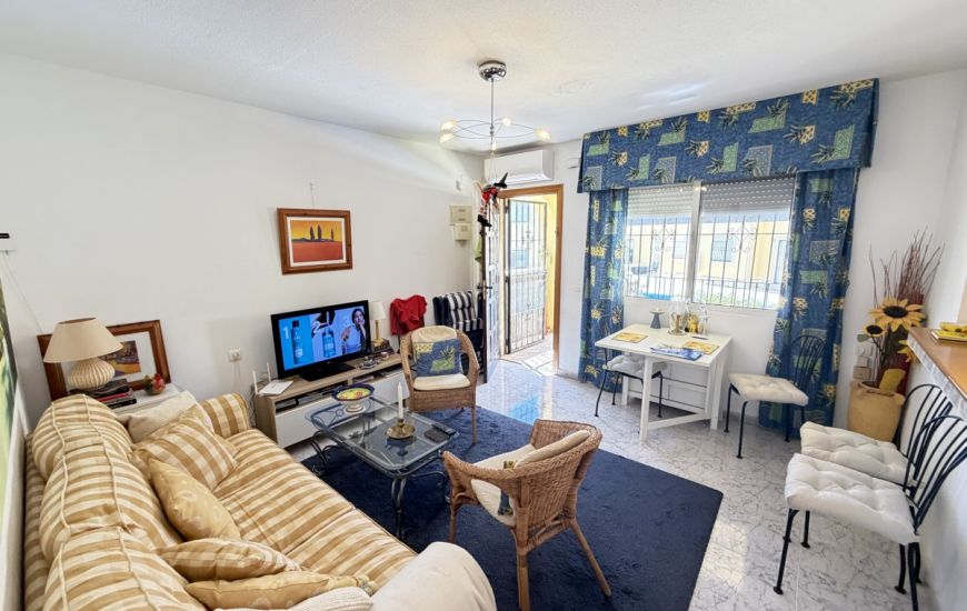 Sale - Apartments - Villamartin