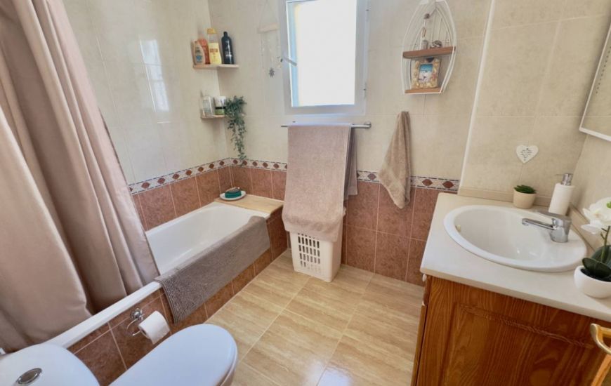 Sale - Villa - Algorfa