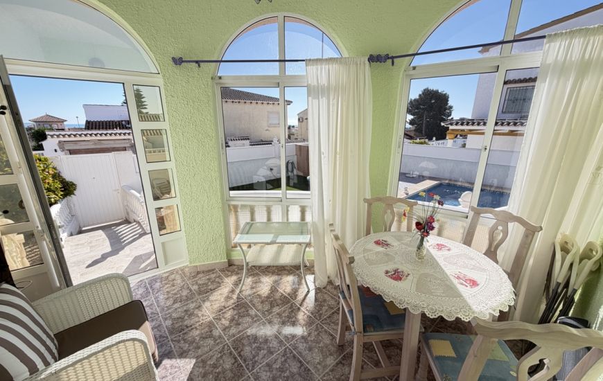 Sale - Villa - Villamartin