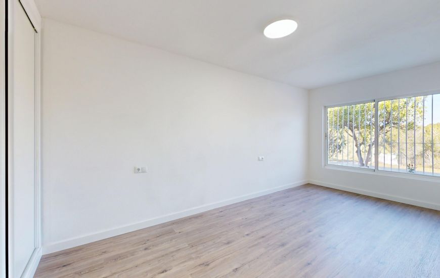 Sale - Bungalow - Orihuela Costa