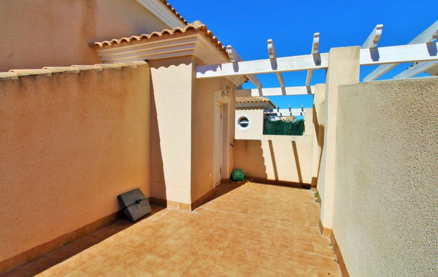 Sale - Rijtjeshuis - Villamartin