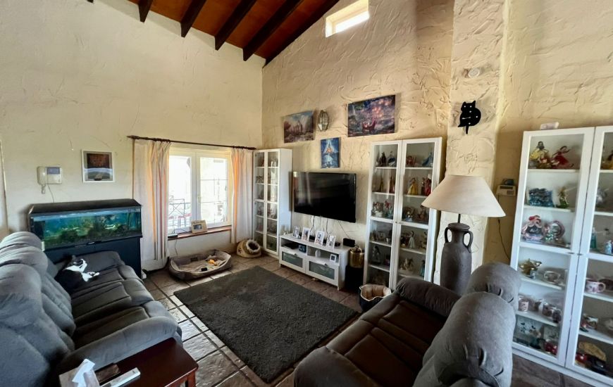 Sale - Villa with annex - Dolores