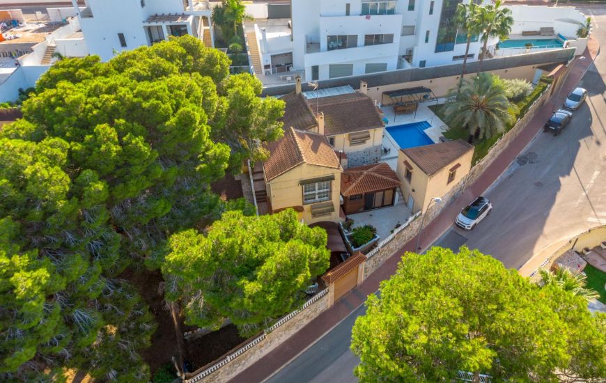 Venta - Villa - Torrevieja