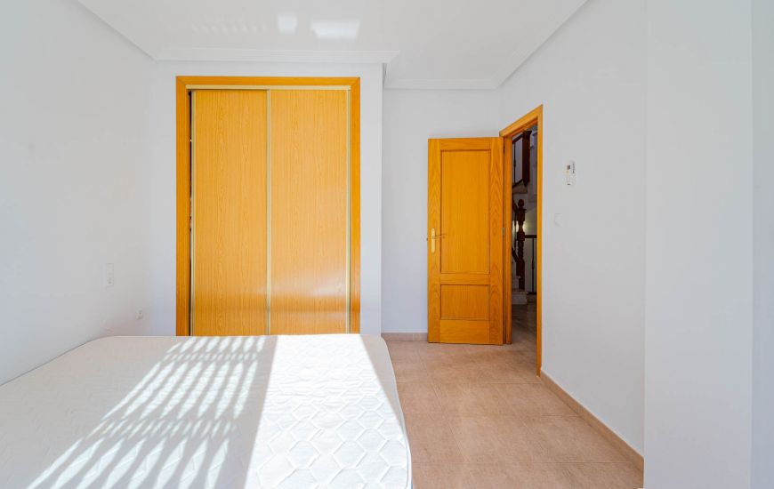 Sale - Adosado - Punta Prima