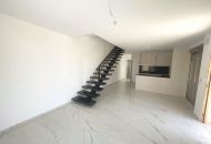 Sale - Semi Detached - Daya Nueva