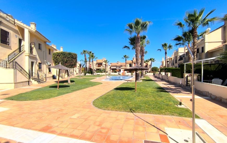 Sale - Bungalow - Algorfa