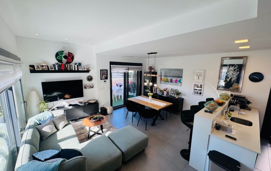 Sale - Half Vrijstaand Huis - Ciudad Quesada