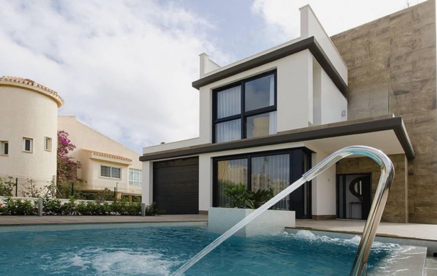 Nueva construcción  - Villa - Campoamor