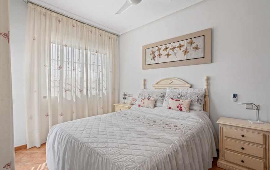 Sale - Villa - Algorfa