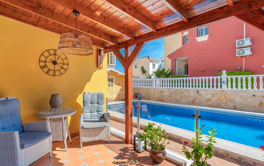 Venta - Villa - Algorfa