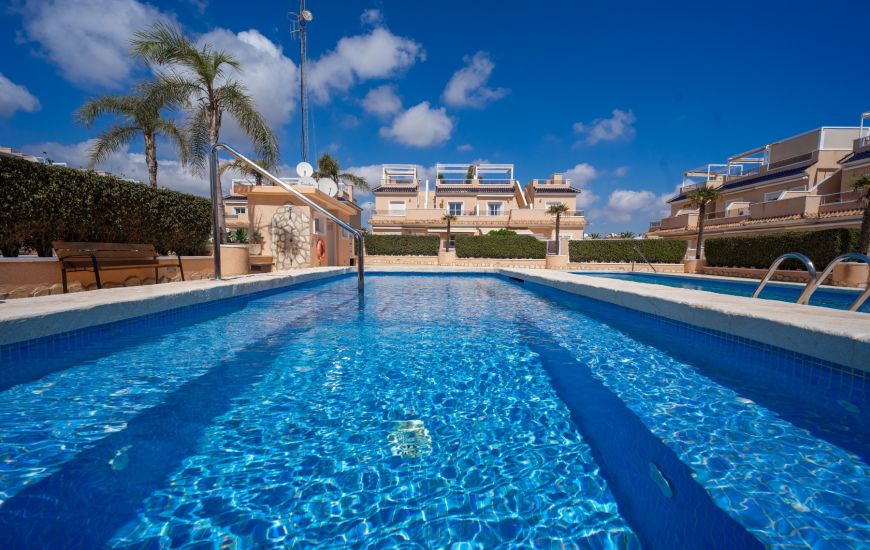 Sale - Rijtjeshuis - Cabo Roig