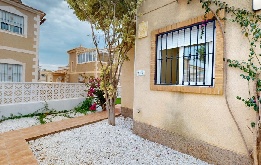 Sale - Townhouse - Villamartin