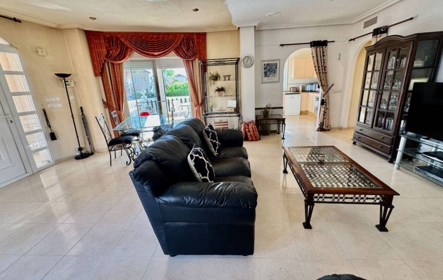 Sale - Villa - Benferri