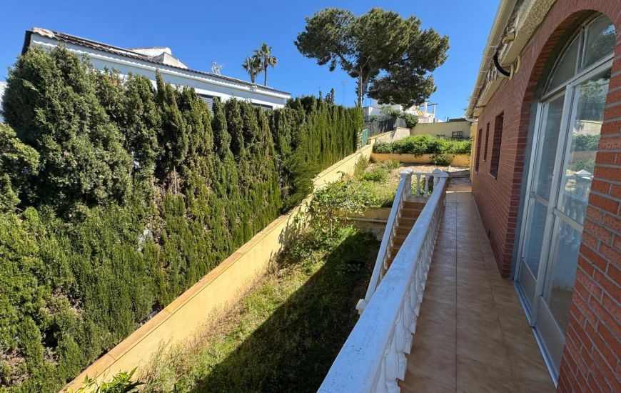 Sale - Villa - Torrevieja - 