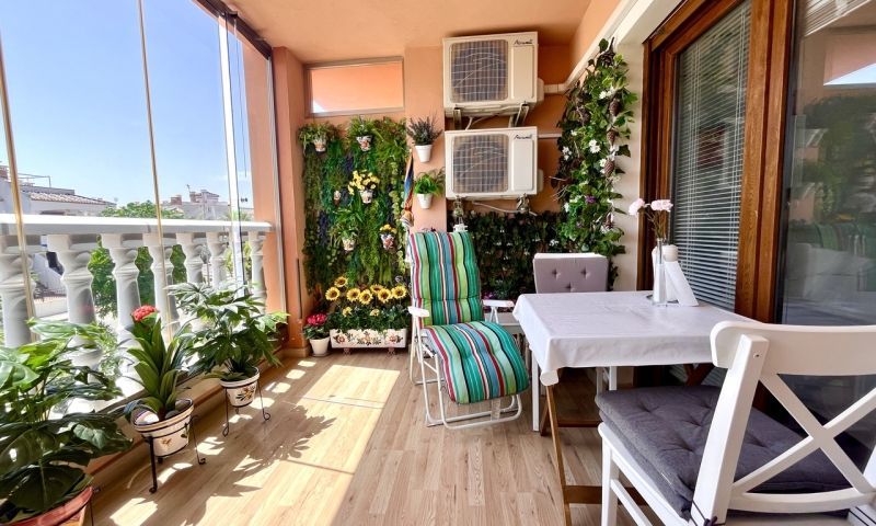 Sale - Apartments - Villamartin - Villamartín