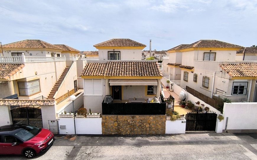 Sale - Villa - Algorfa