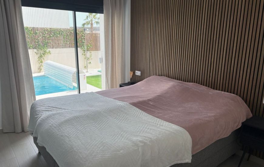 Venta - Villa - Algorfa