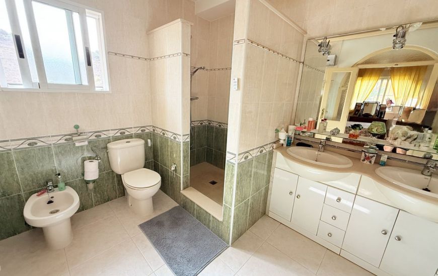 Venta - Villa - Benimar